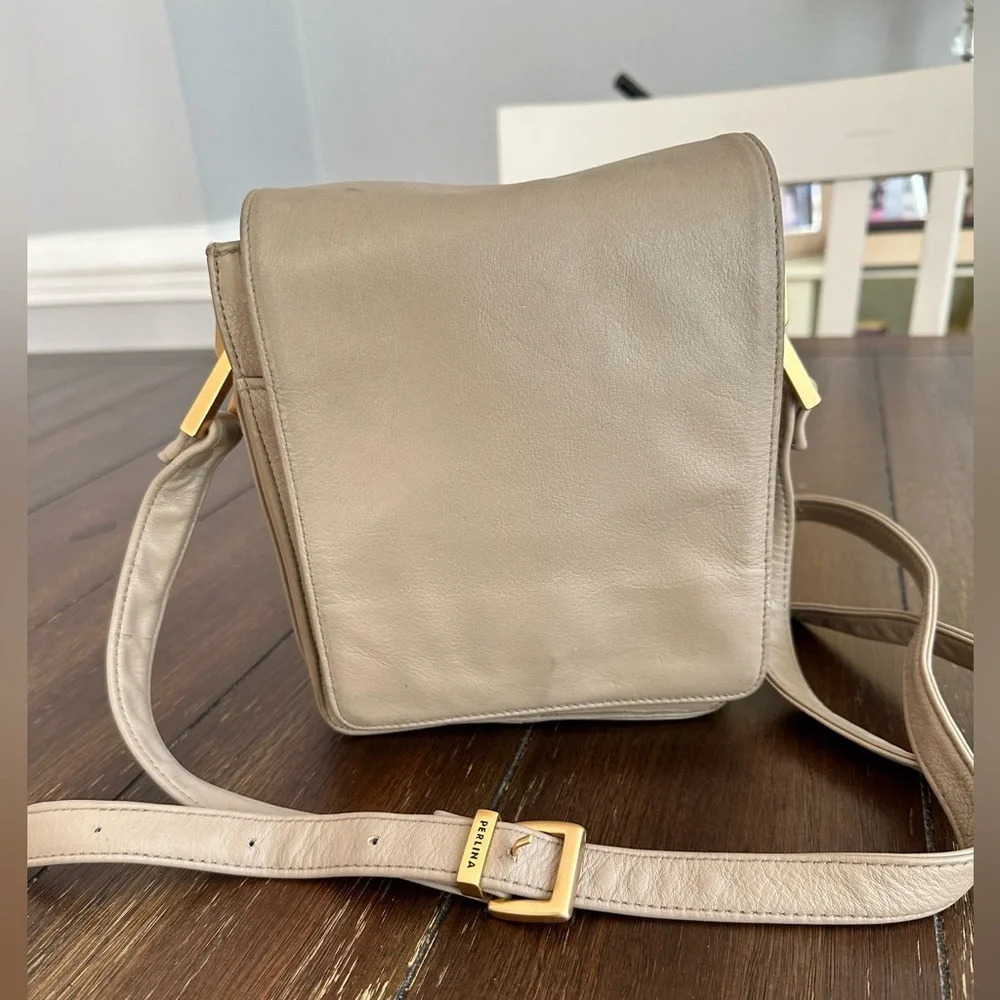 Vintage Perlina New York cross body bag